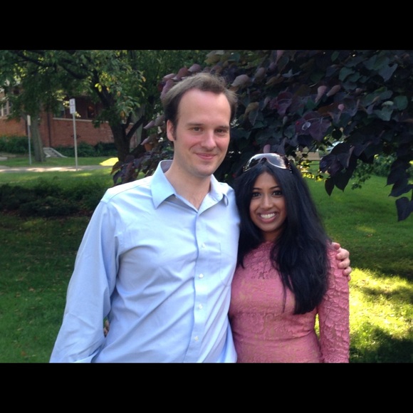 Pink lined lace dress - Picture 4 of 4